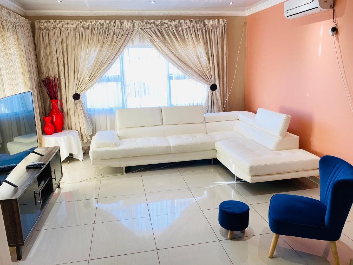 River Valley Guest House Butterworth Esterno foto